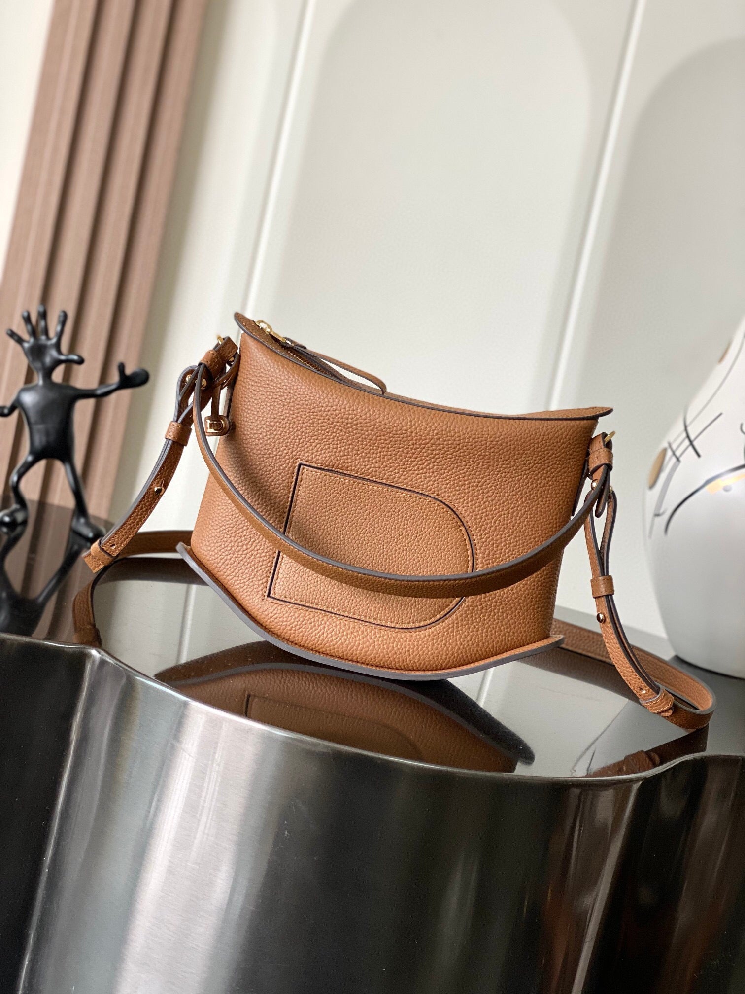 DLV Sling Bag