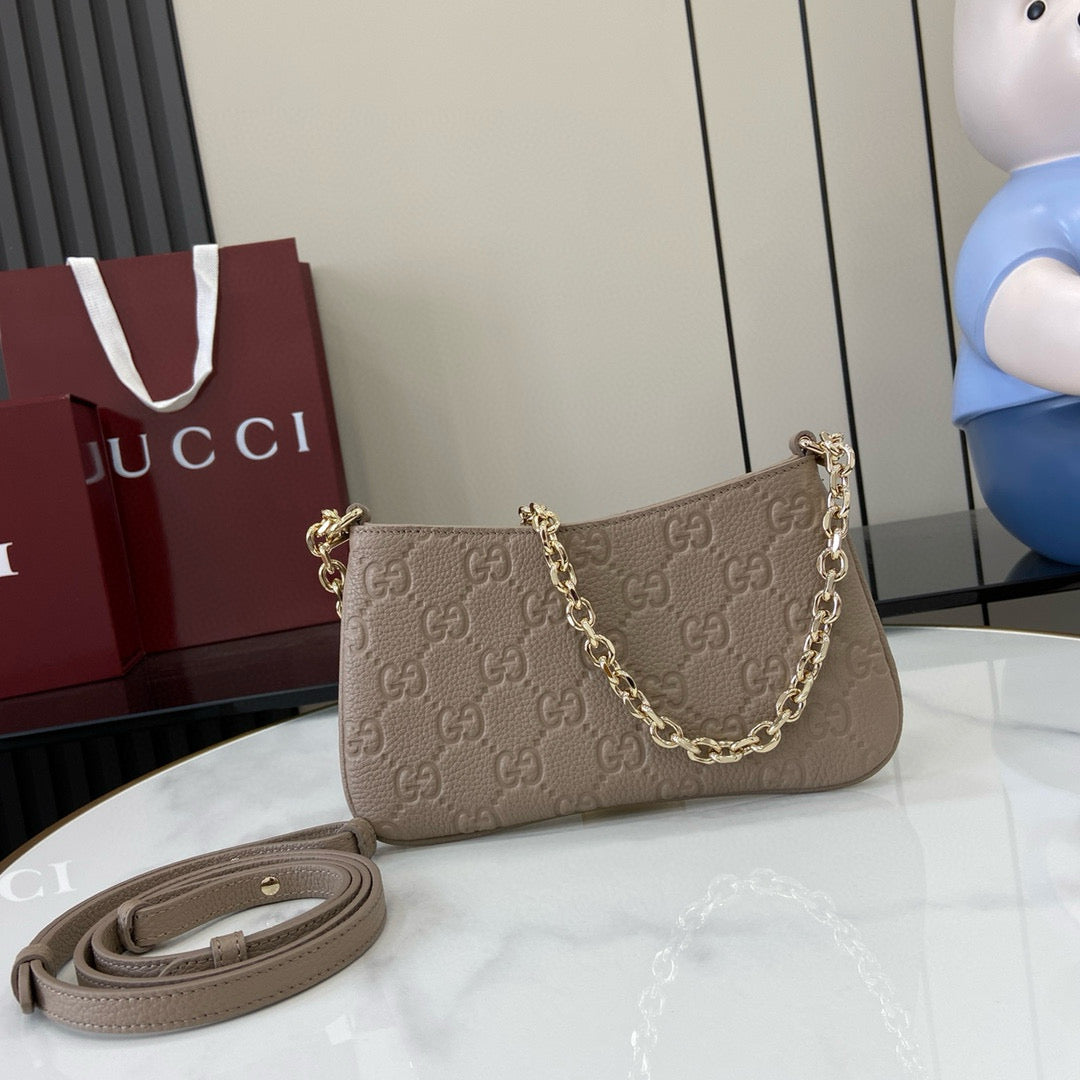 GC Emblem Shoulder Bag