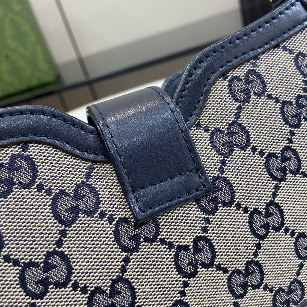GC Shoulder Bag