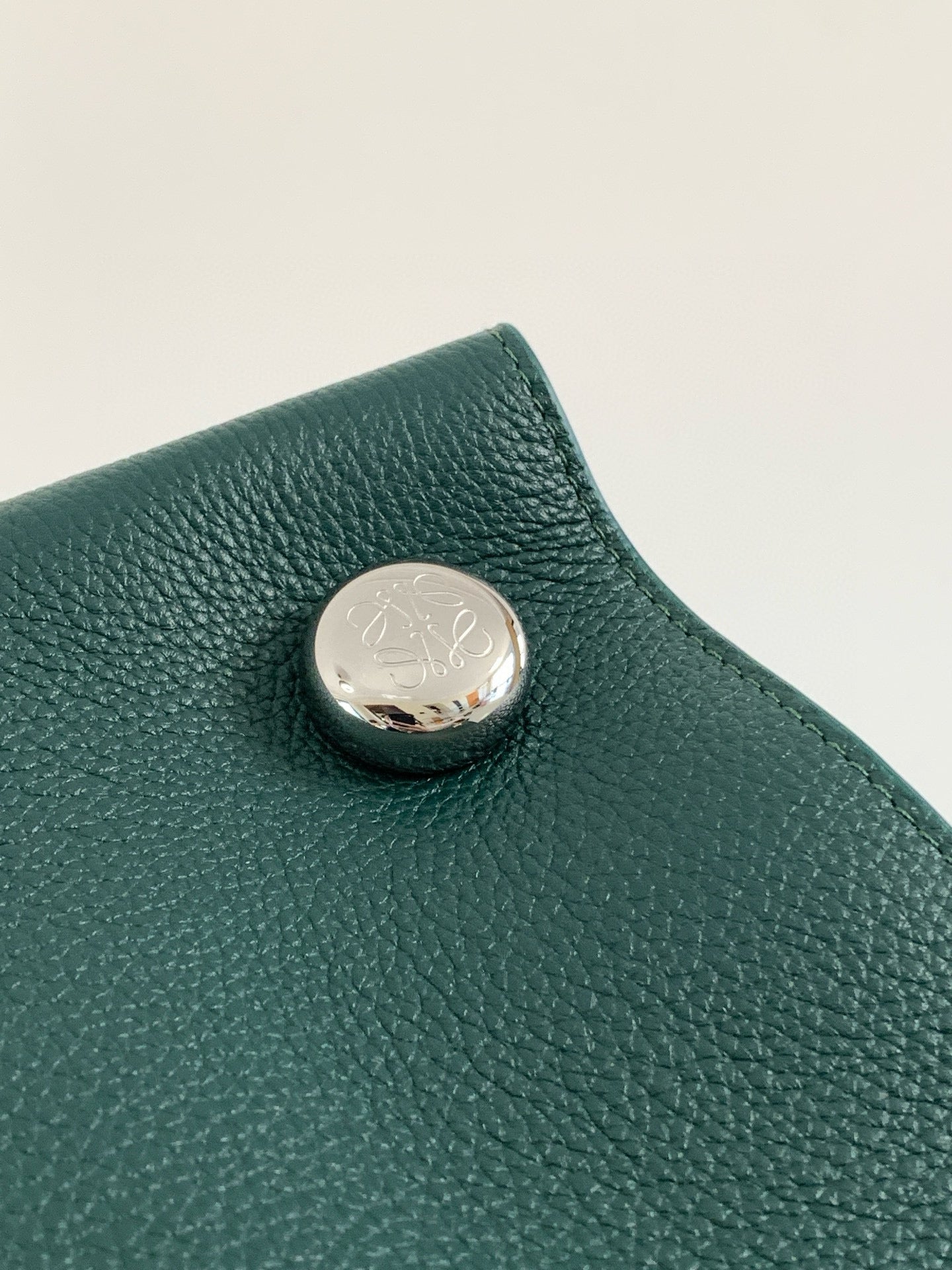LW Pebble Leather