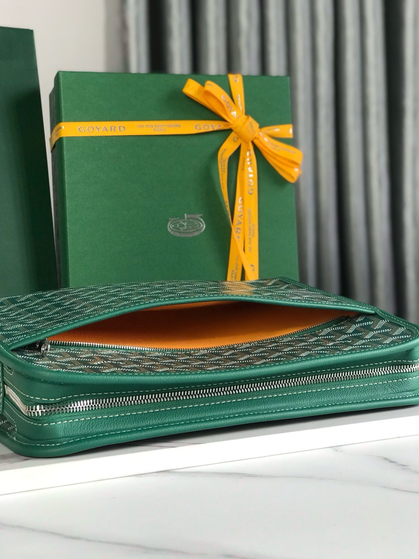GYD Jouvence Toiletry Bag