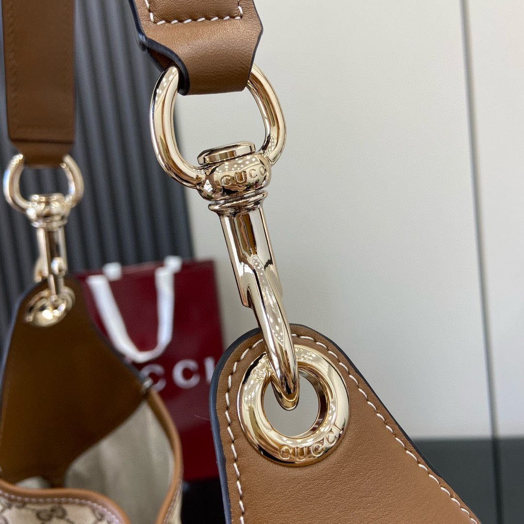 GC Shoulder Bag