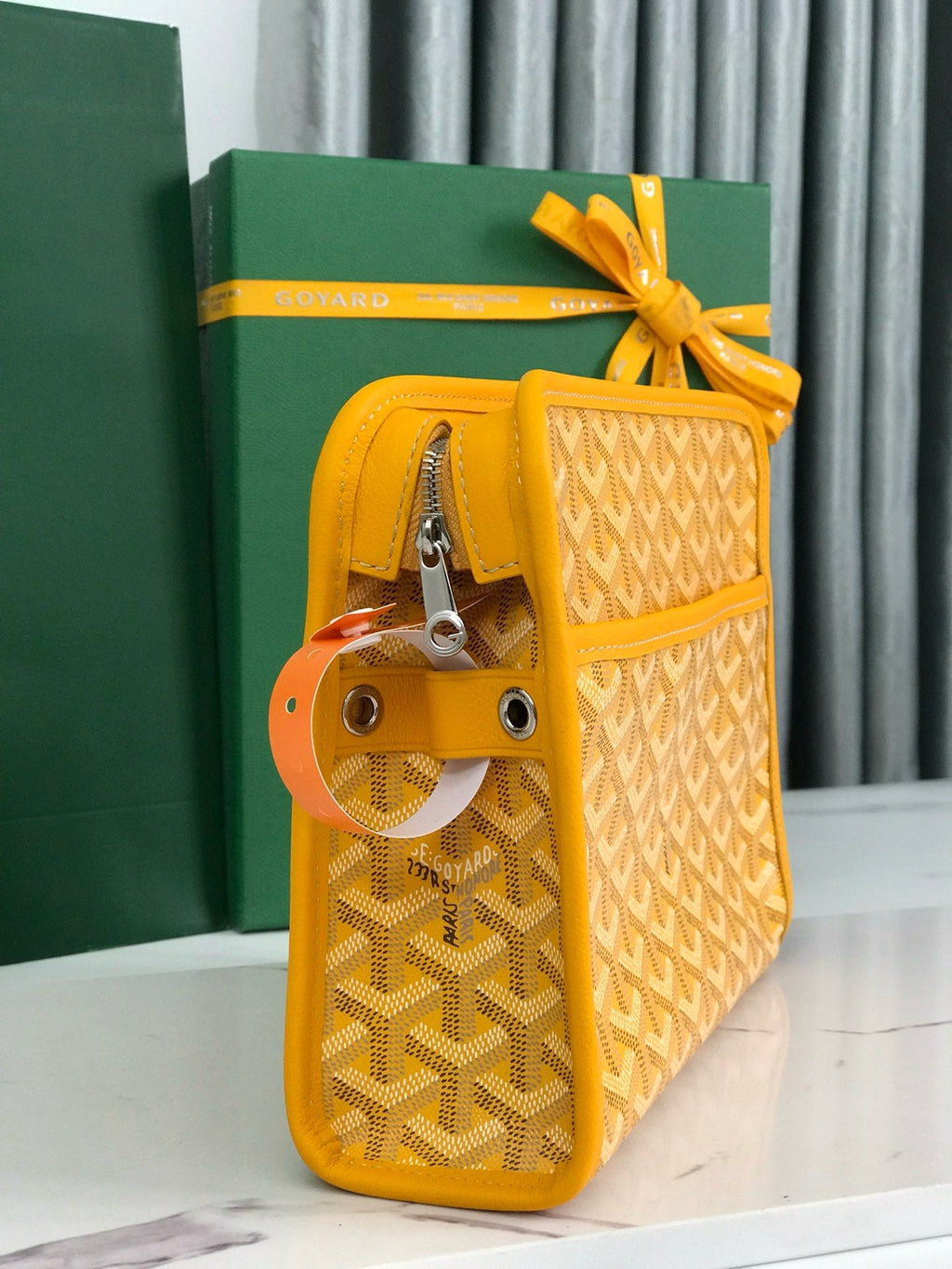 GYD Jouvence Toiletry Bag