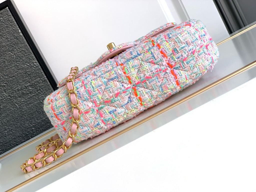 CNL 24C Coco Carry Me Handbag