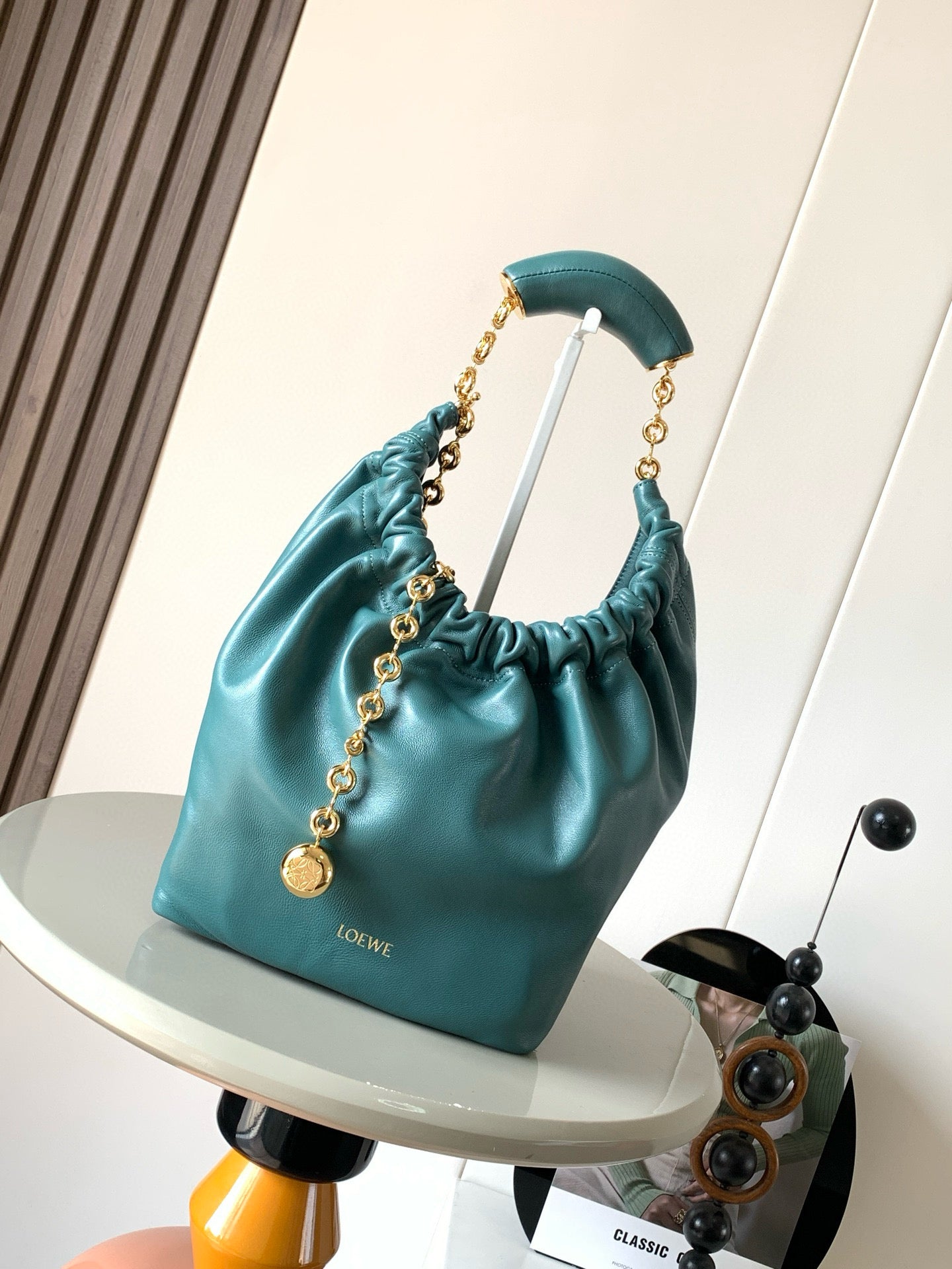 LW Squeeze Leather