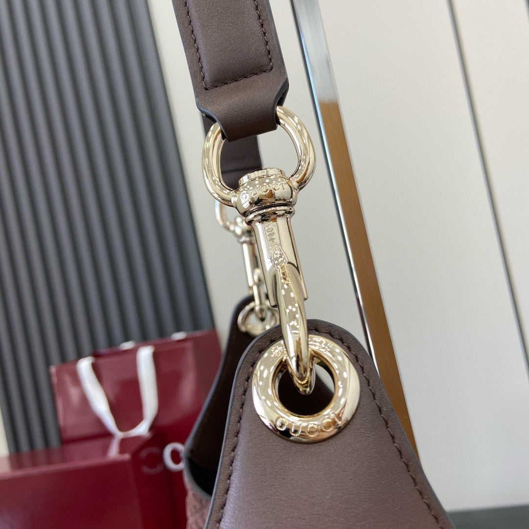 GC Shoulder Bag