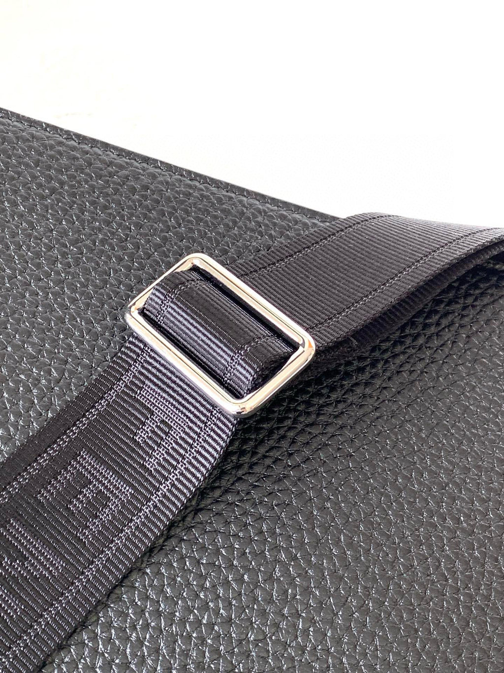 FD Peekaboo Bag