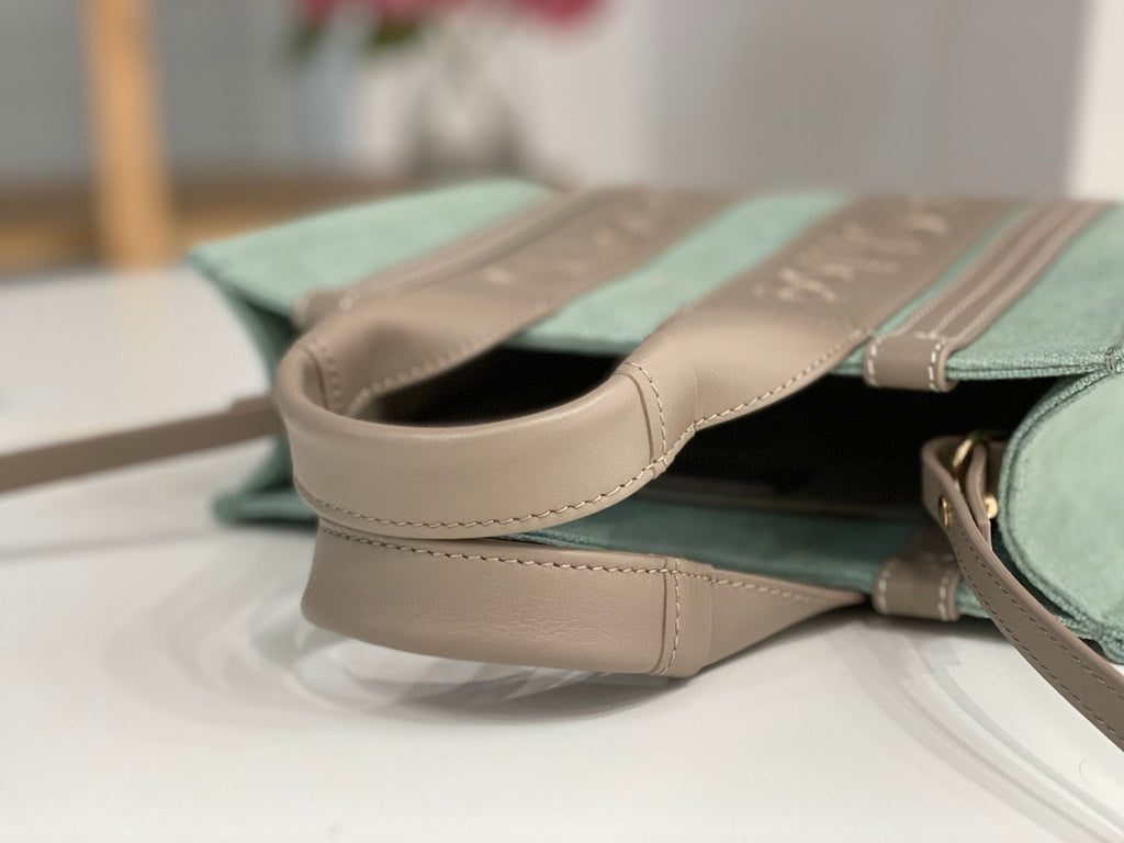 CHL Woody Tote Bag