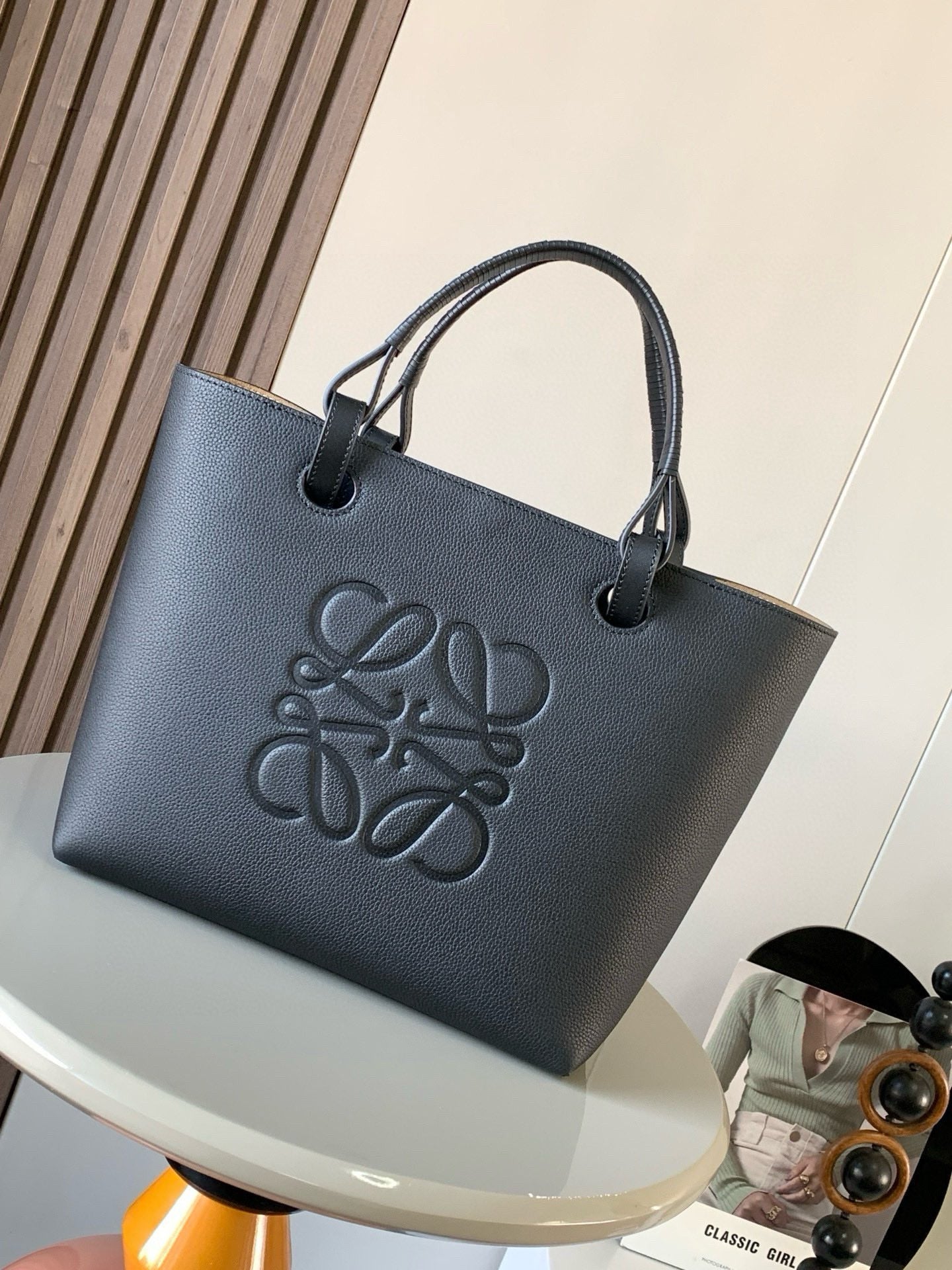 LW Anagram Tote