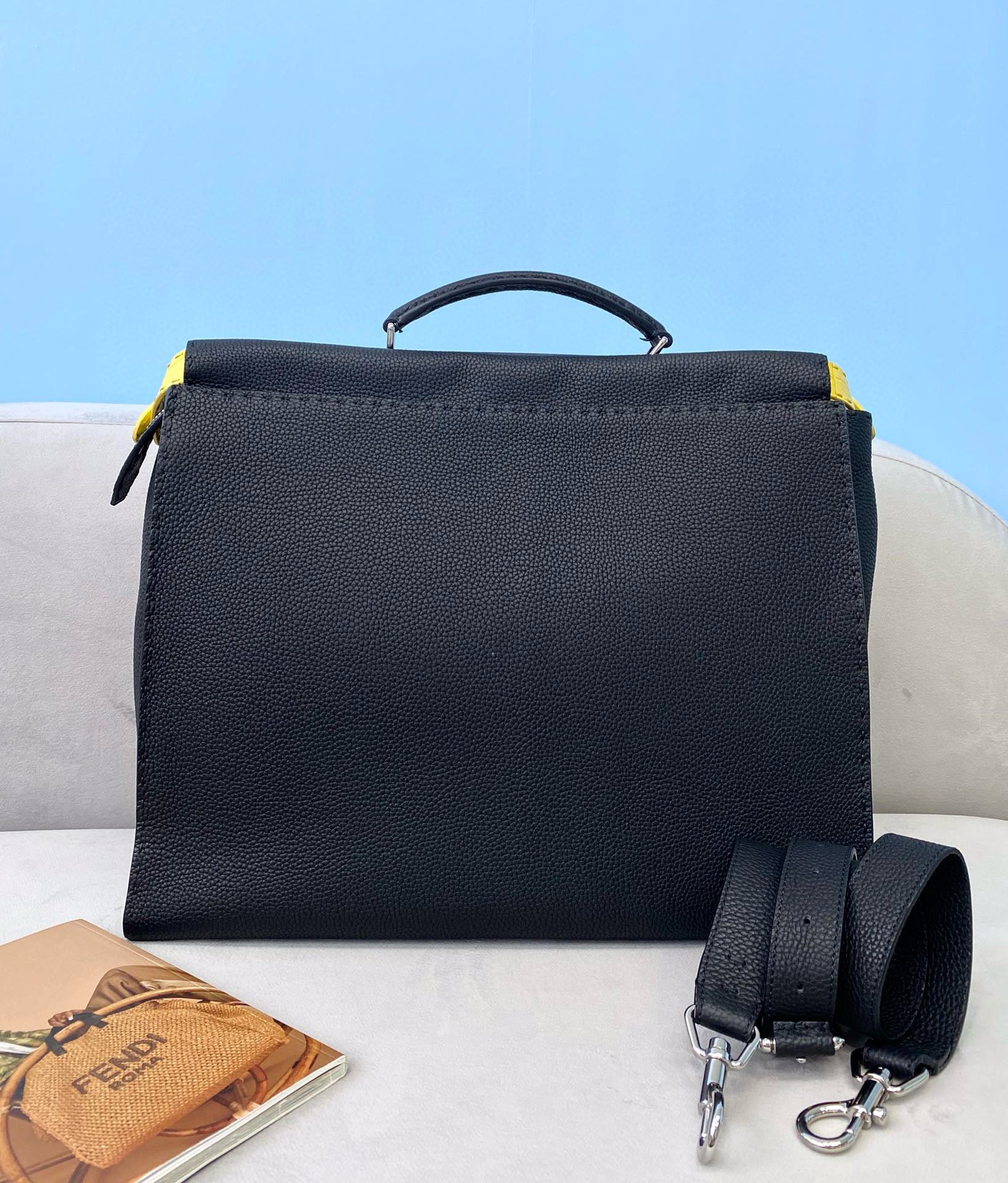 FD Peekaboo Bag