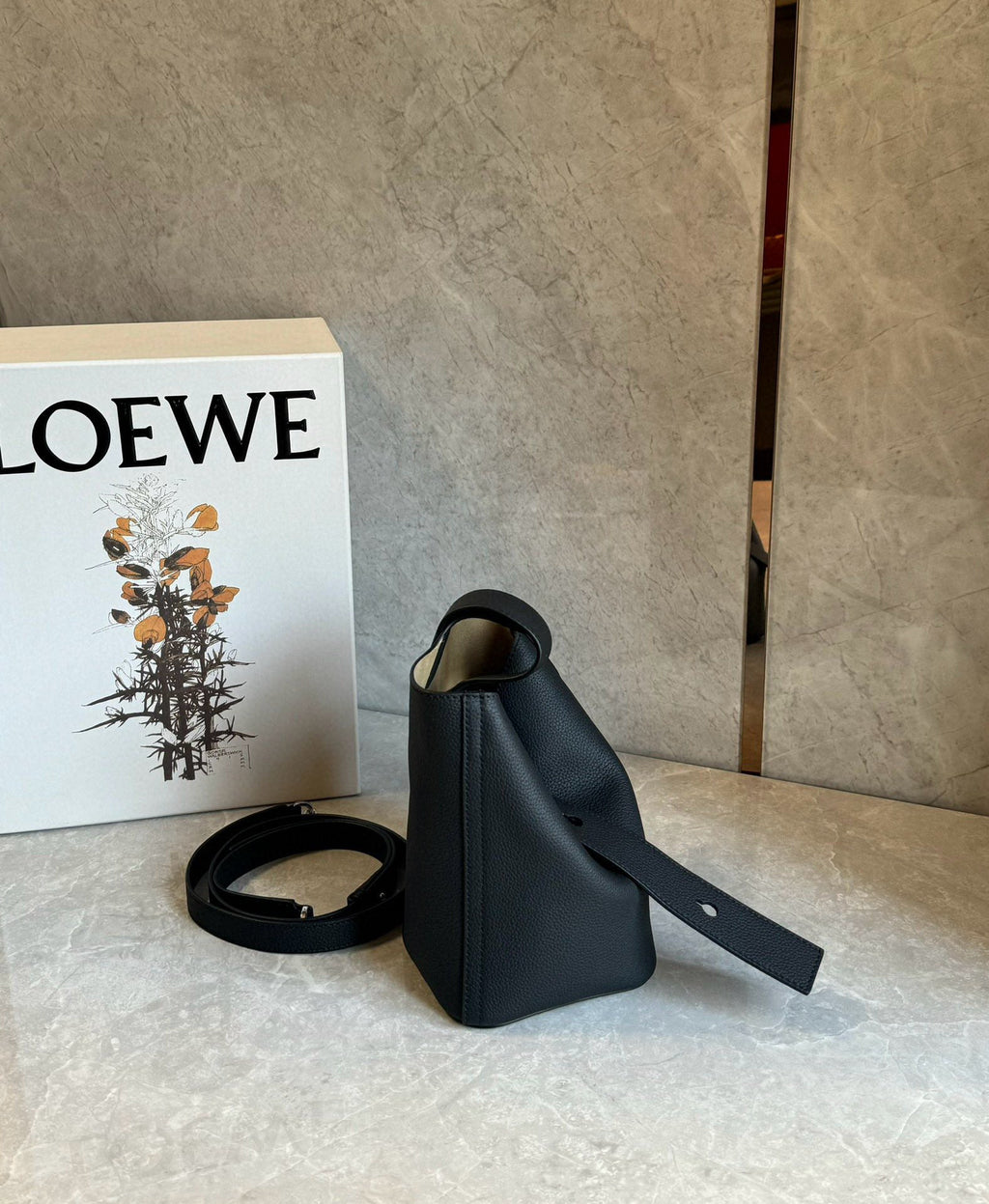 LW Mini Pebble