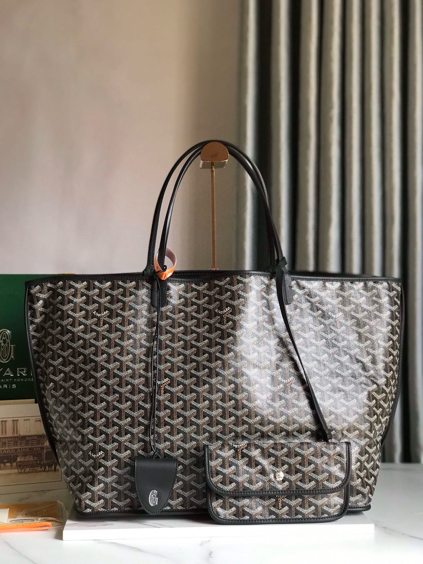GYD Reversible Anjou