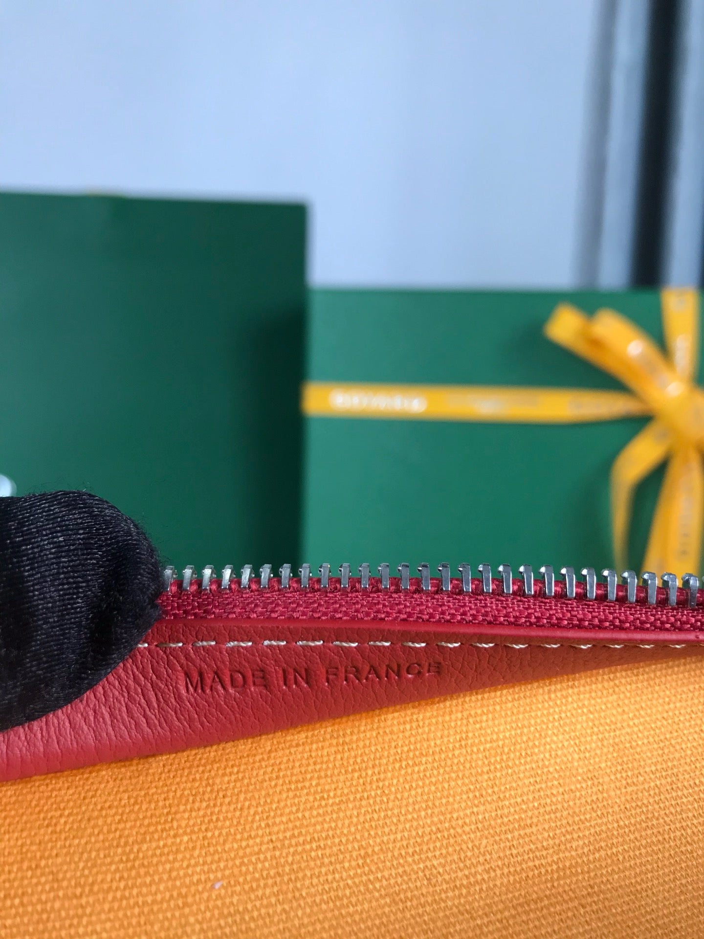 GYD Jouvence Toiletry Bag