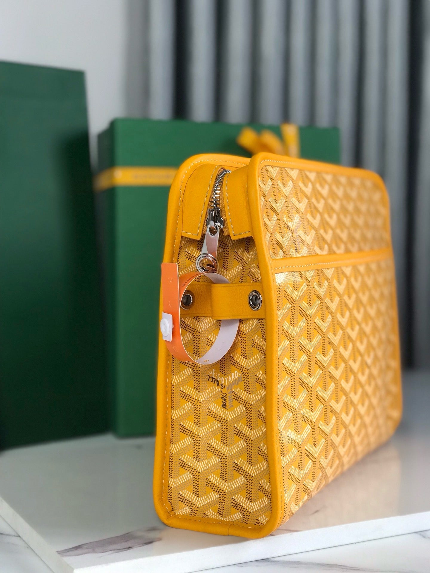 GYD Jouvence Toiletry Bag