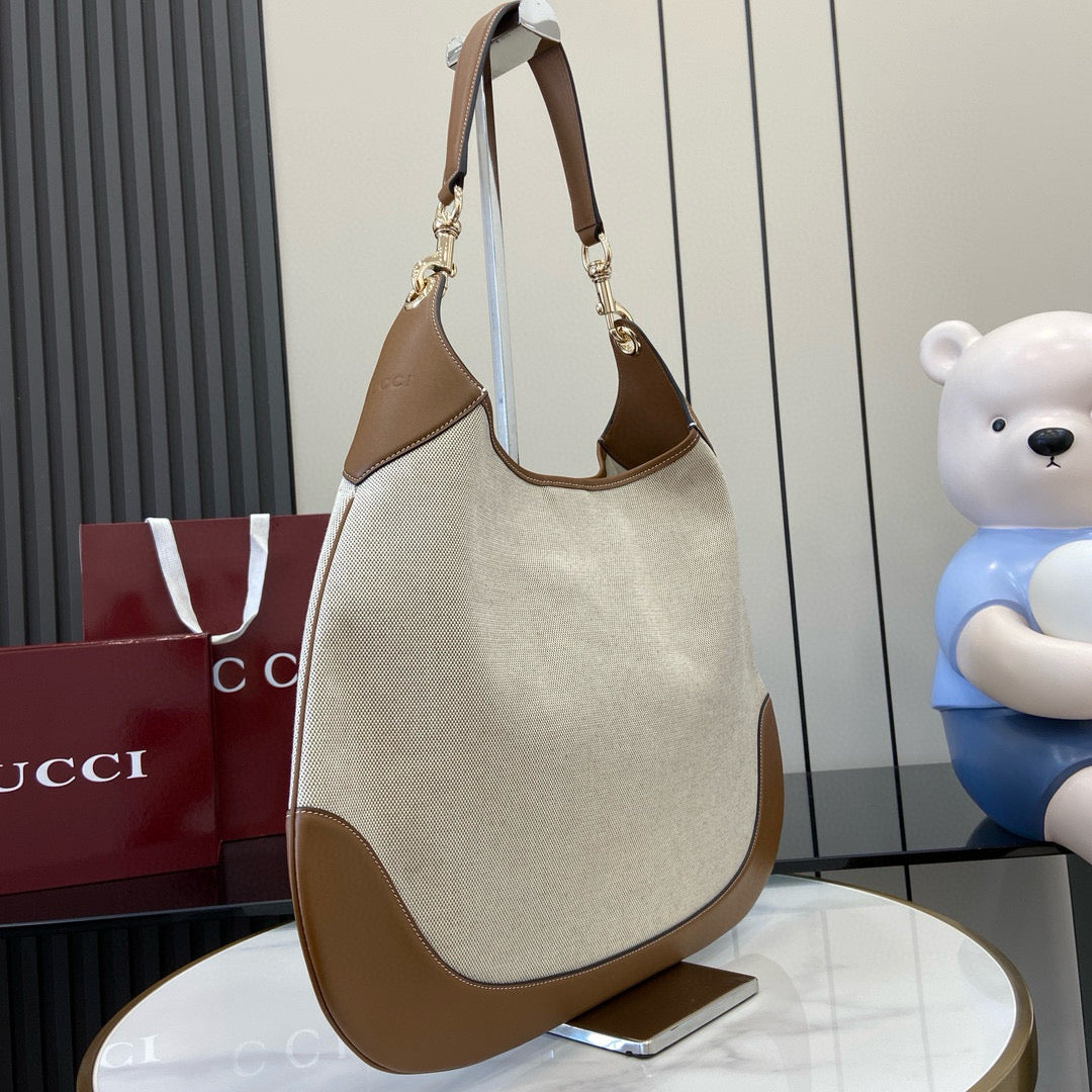 GC Shoulder Bag