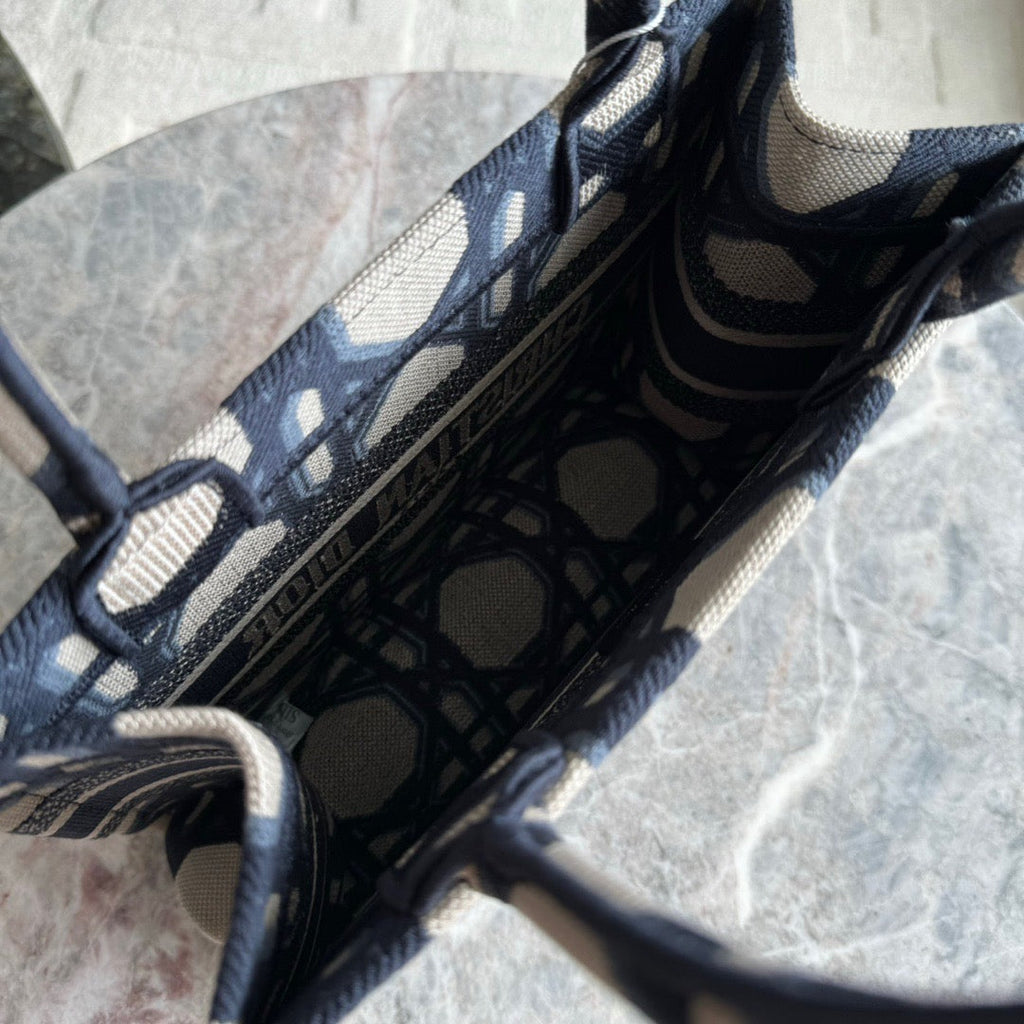 CD Book Tote
