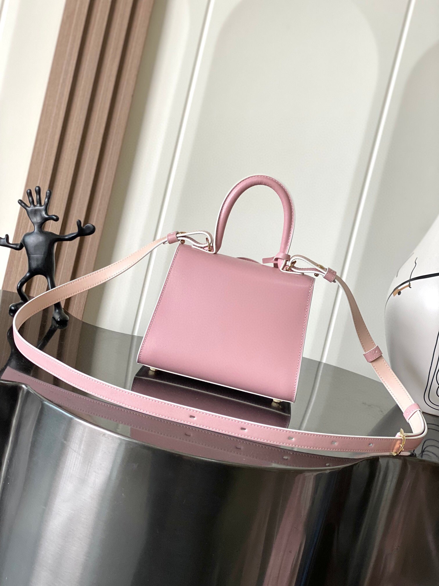 DLV Sling Bag