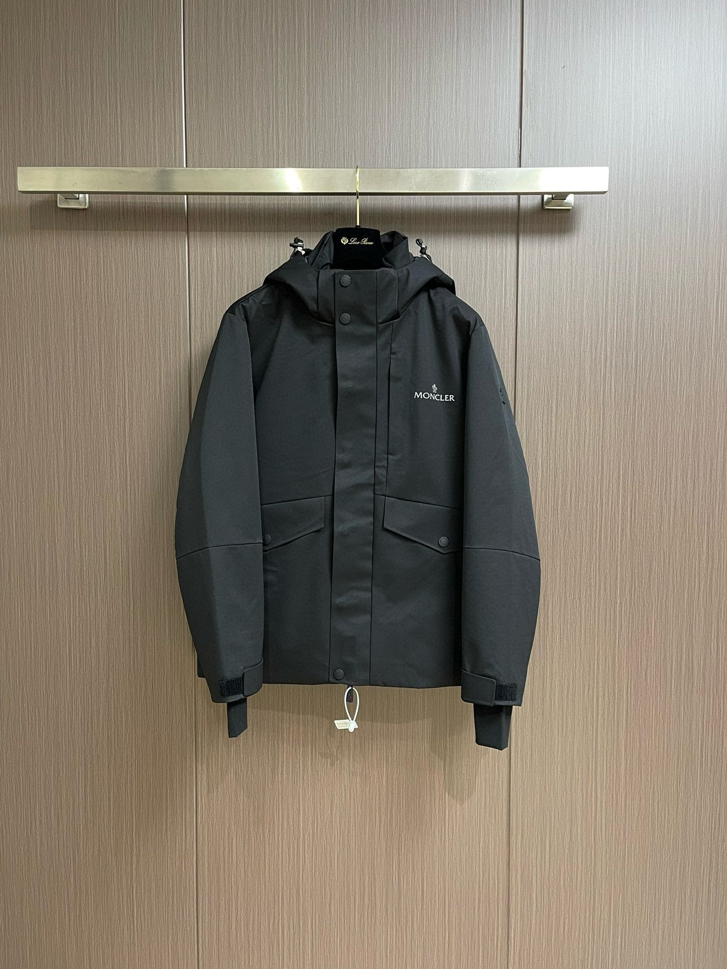 MNC Windbreaker