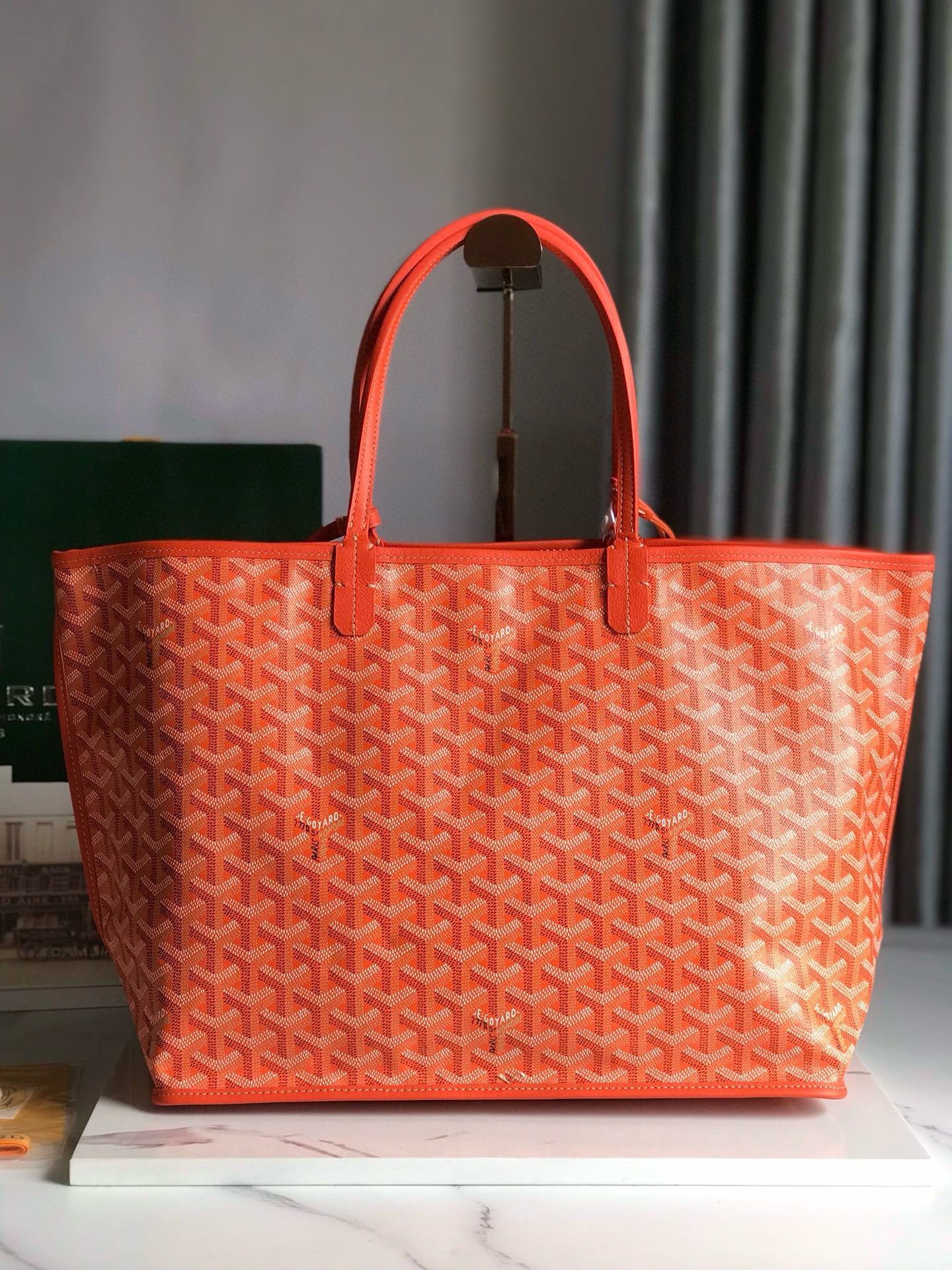 GYD Reversible Anjou