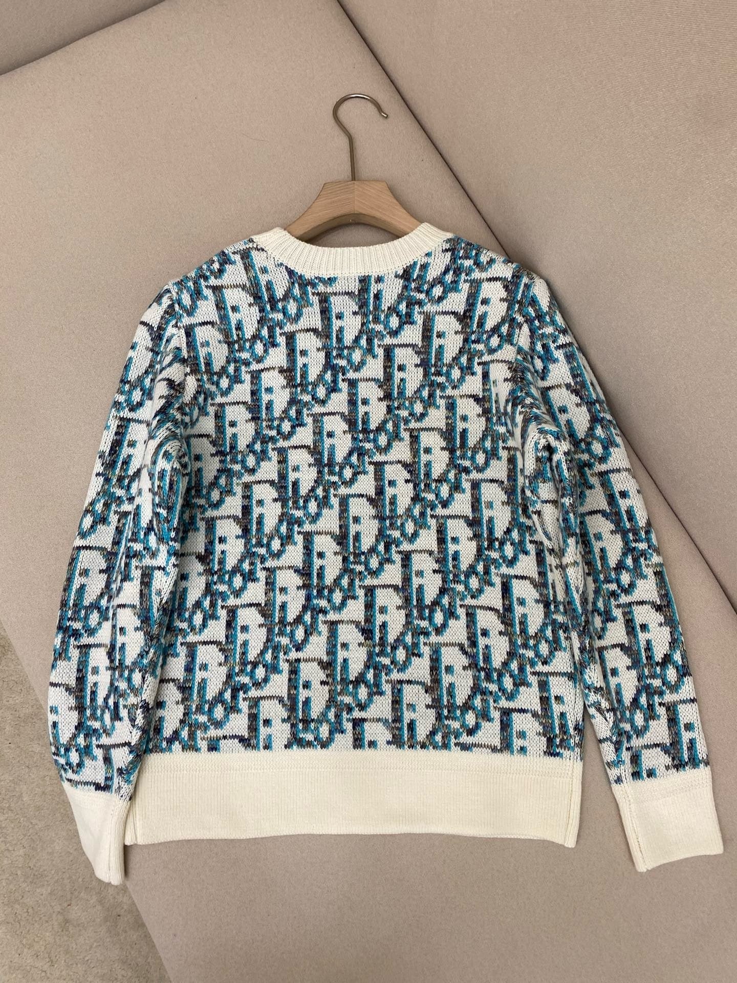 CD Sweater