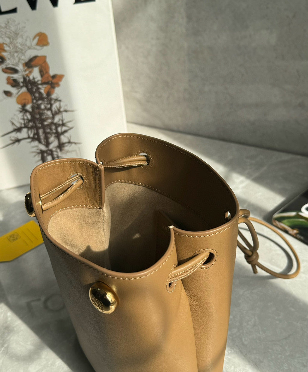 LW Pebble Leather
