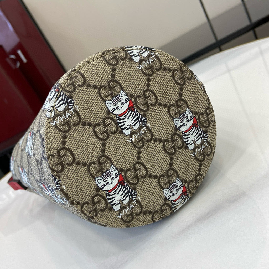 GC Bucket Bag