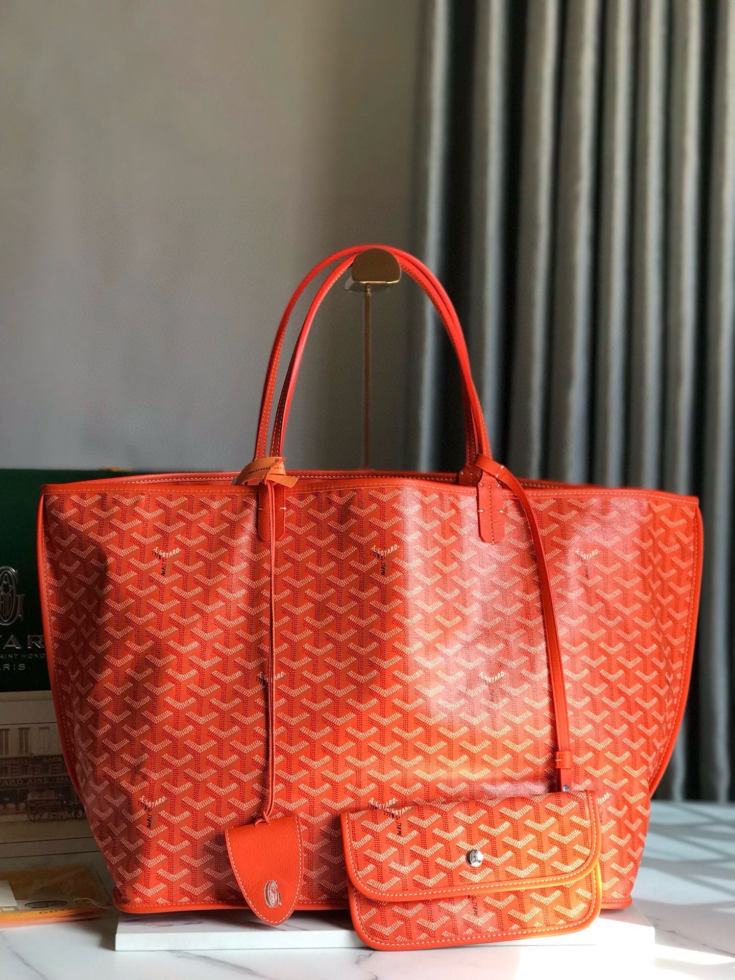 GYD Reversible Anjou