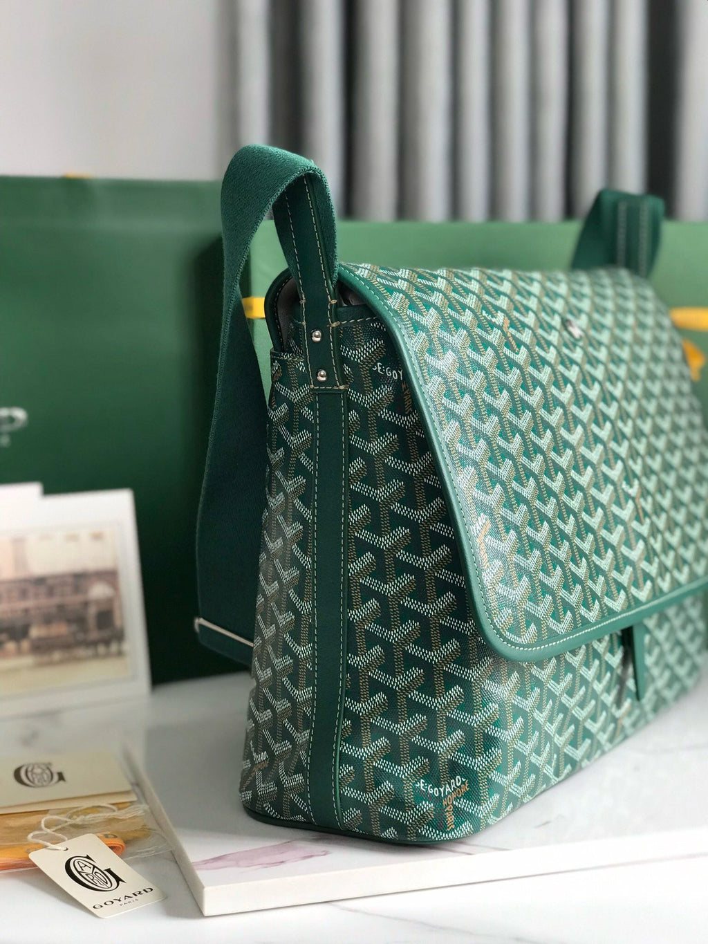 GYD Messenger Bag