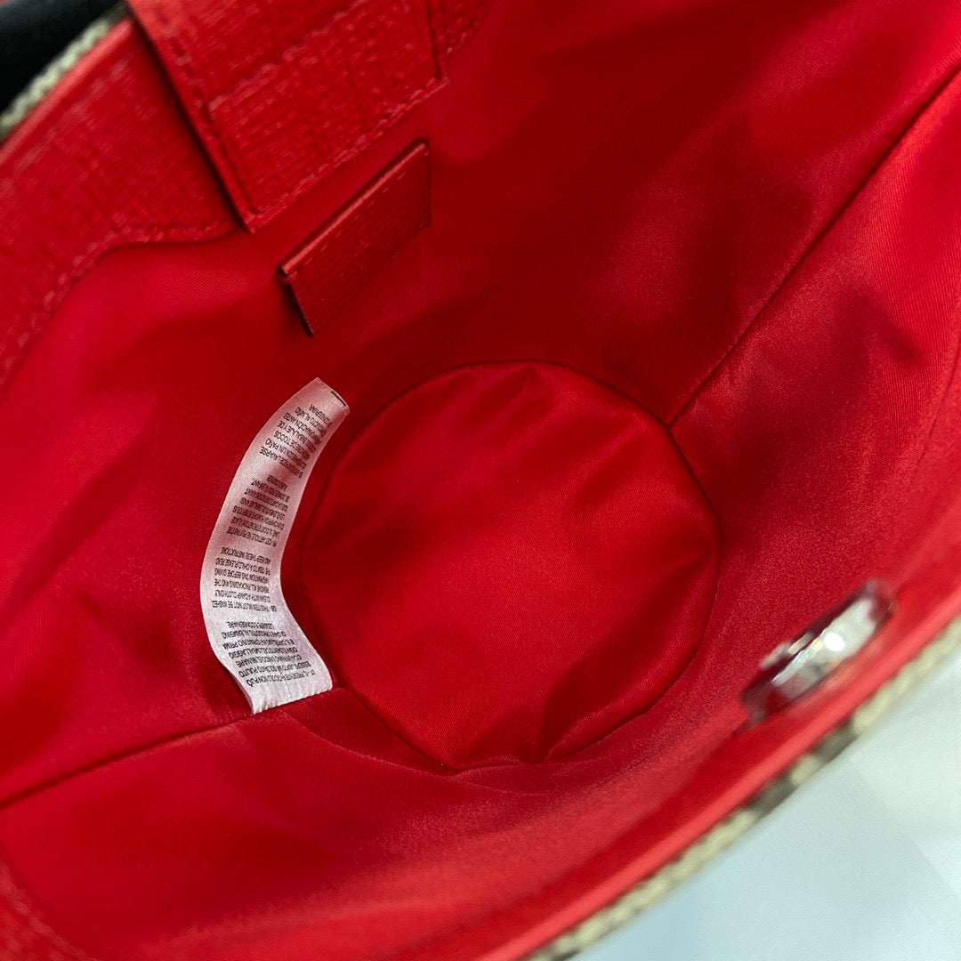 GC Bucket Bag