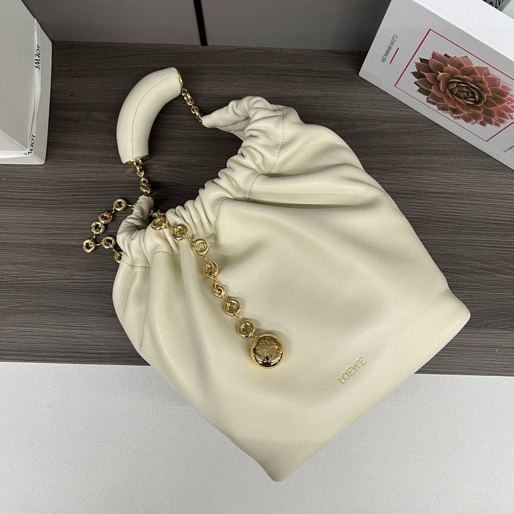 LW Squeeze Purse