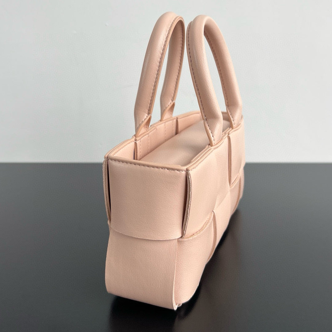 BTV East-West Arco Tote