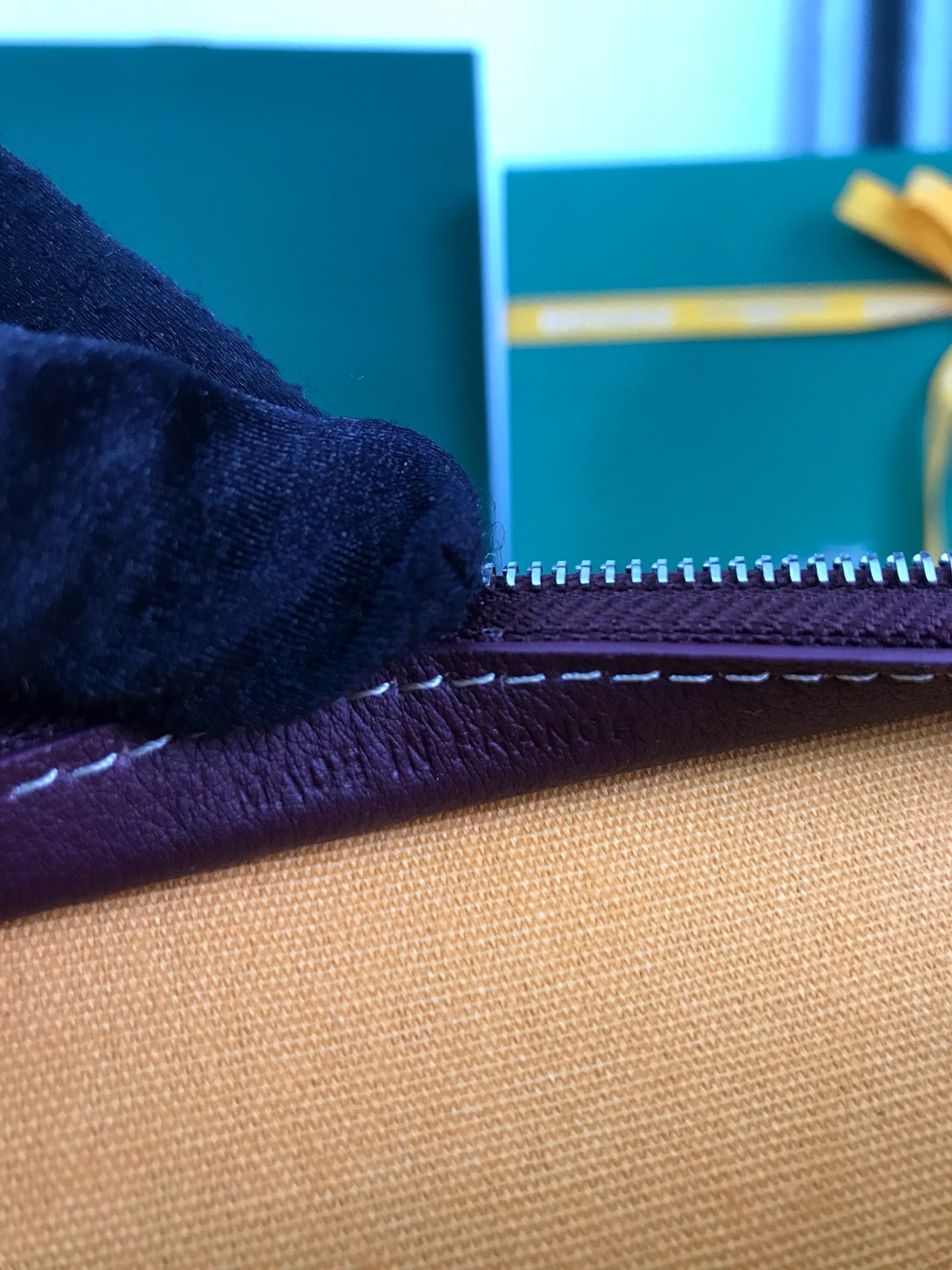GYD Jouvence Toiletry Bag