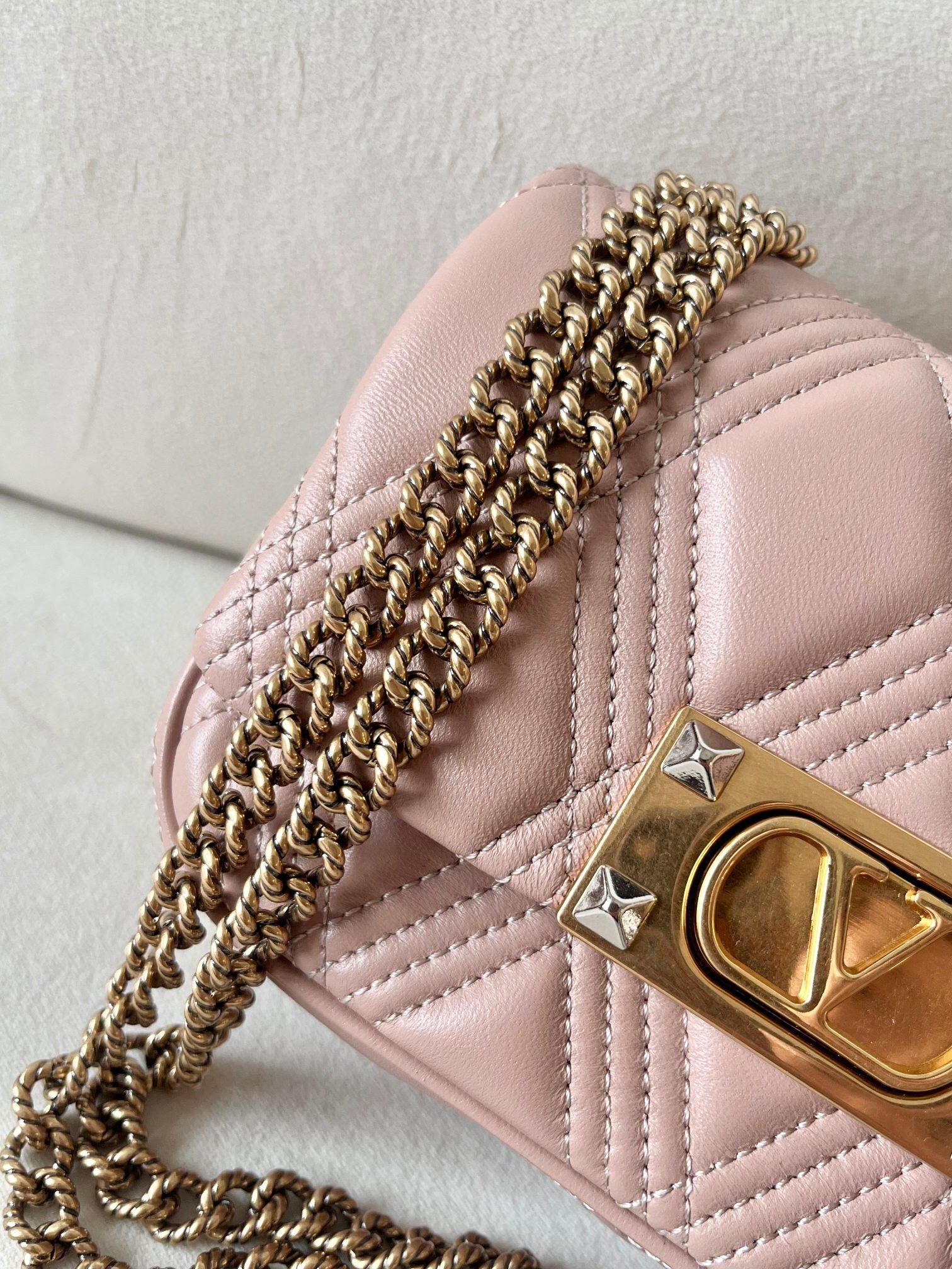 VLT Sling Bag