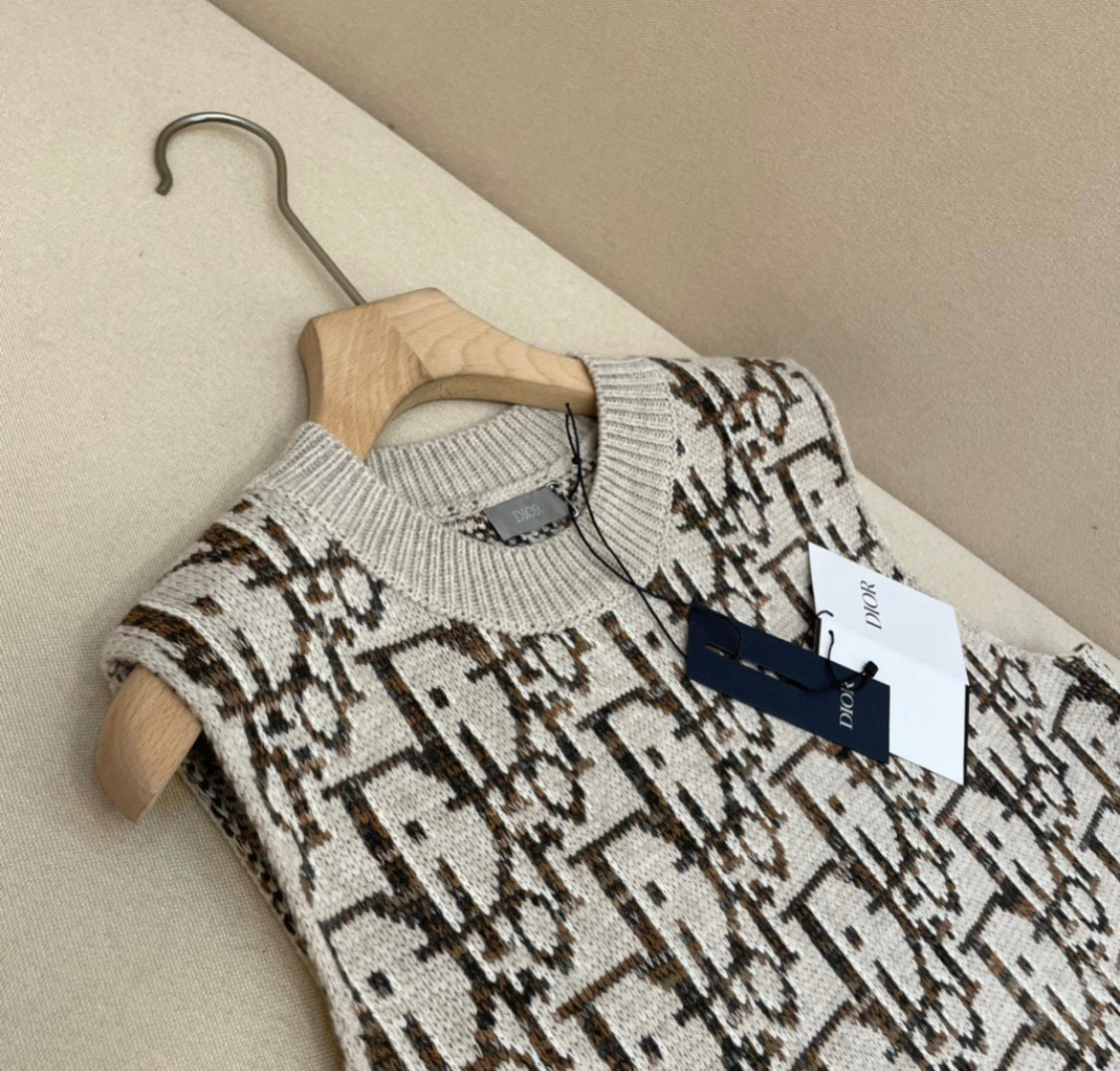 CD Sweater