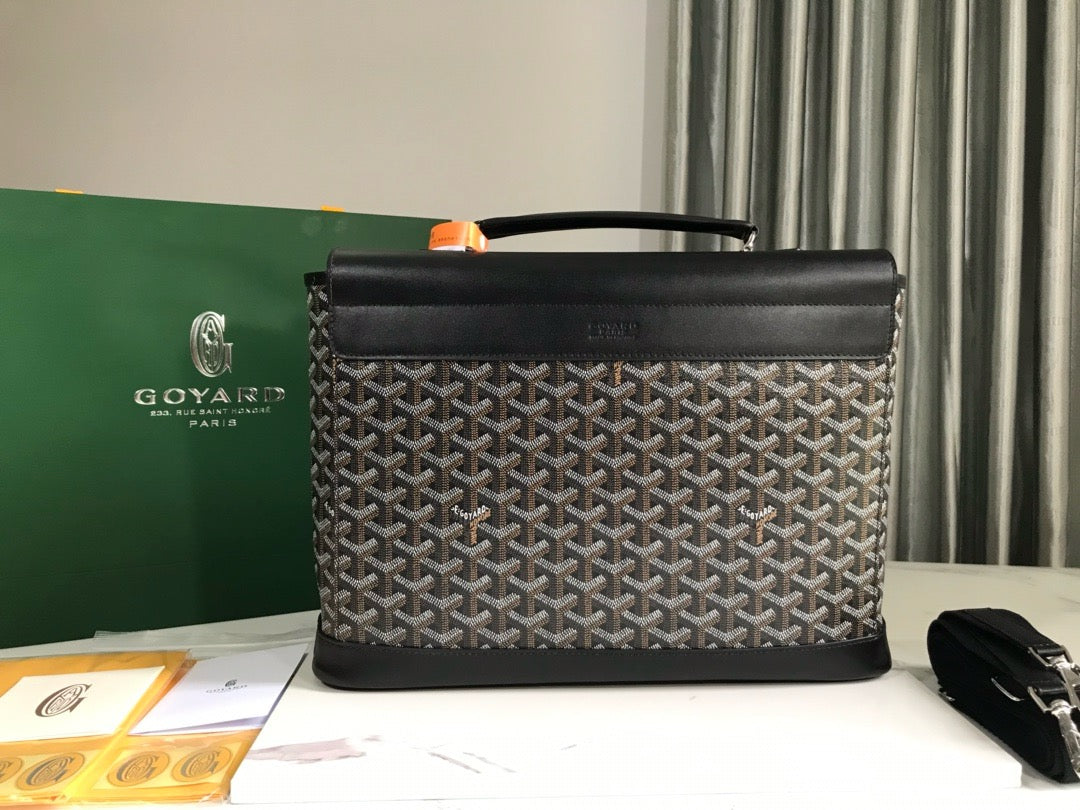 GYD Messenger Bag