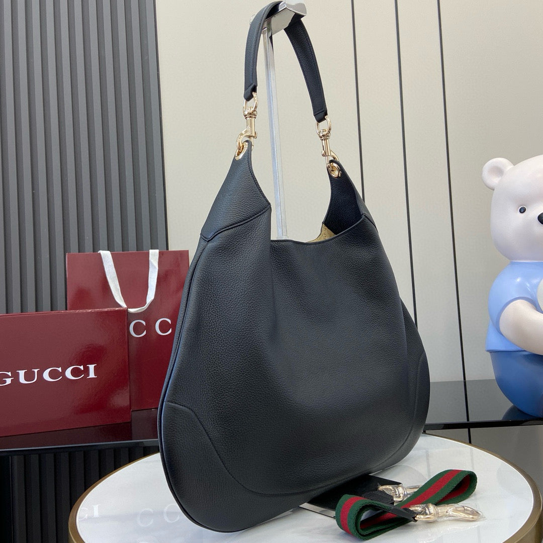 GC Shoulder Bag