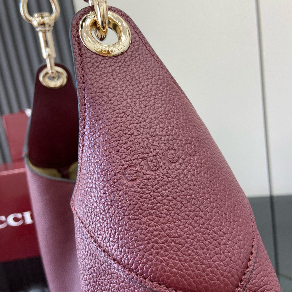 GC Shoulder Bag