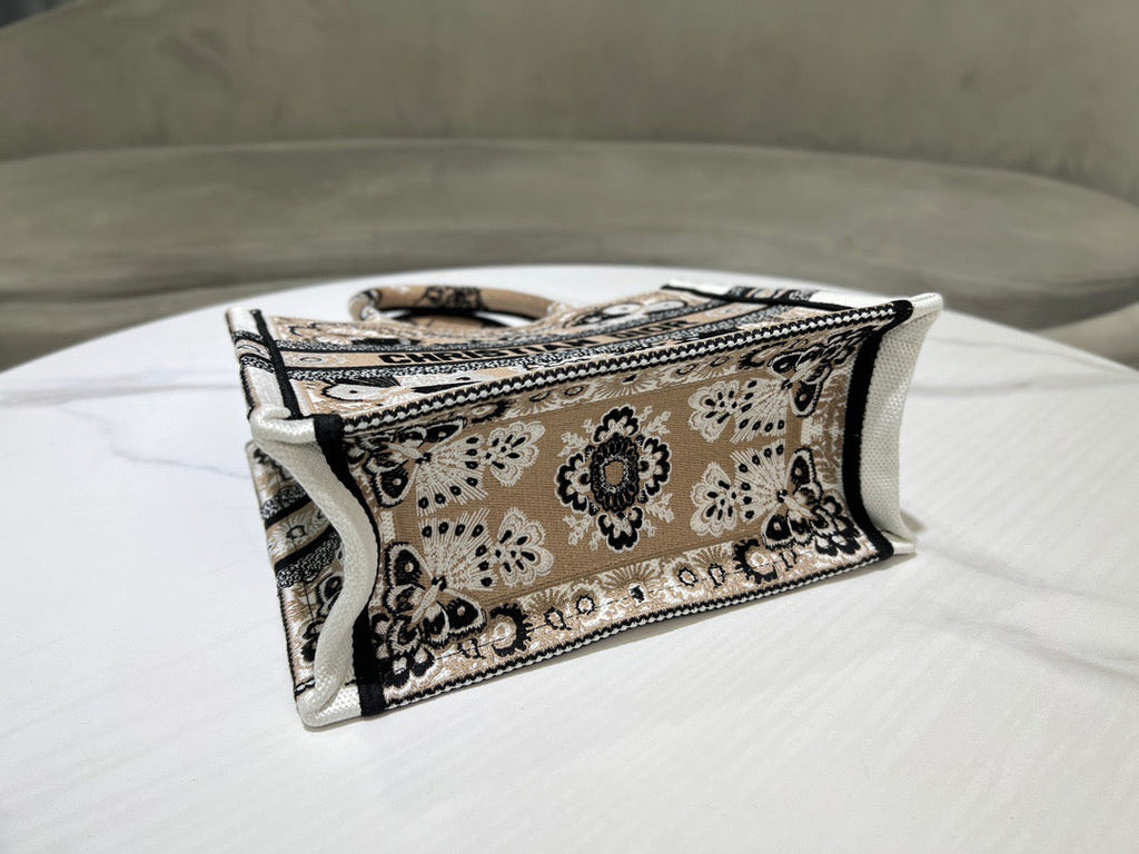 CD Book Tote