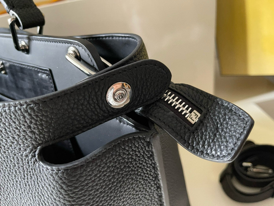 FD Peekaboo Bag