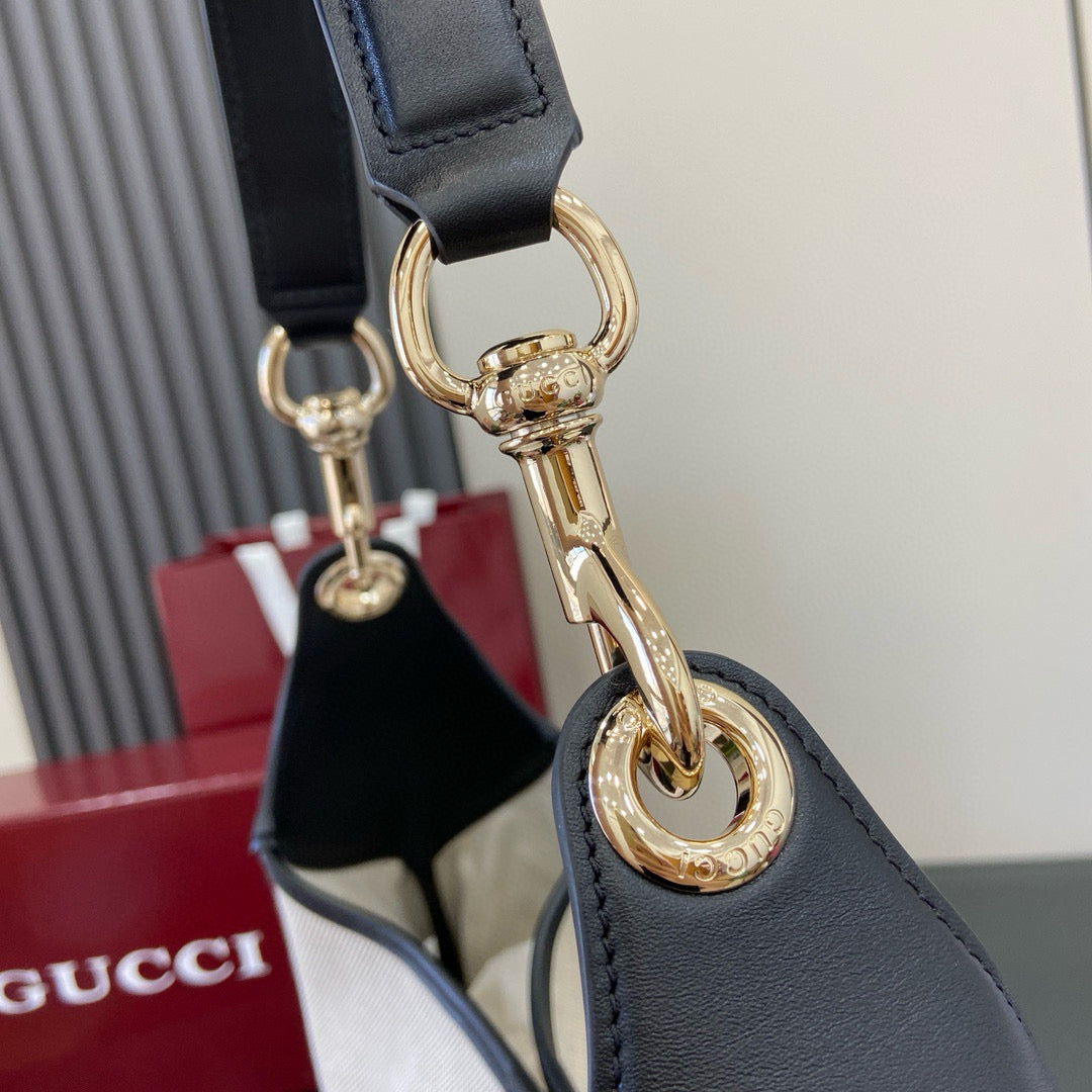 GC Shoulder Bag