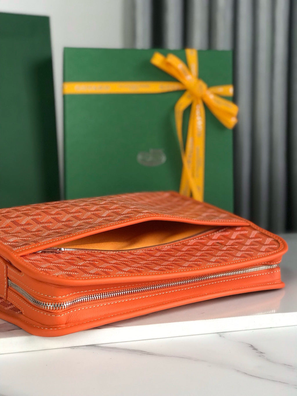 GYD Jouvence Toiletry Bag