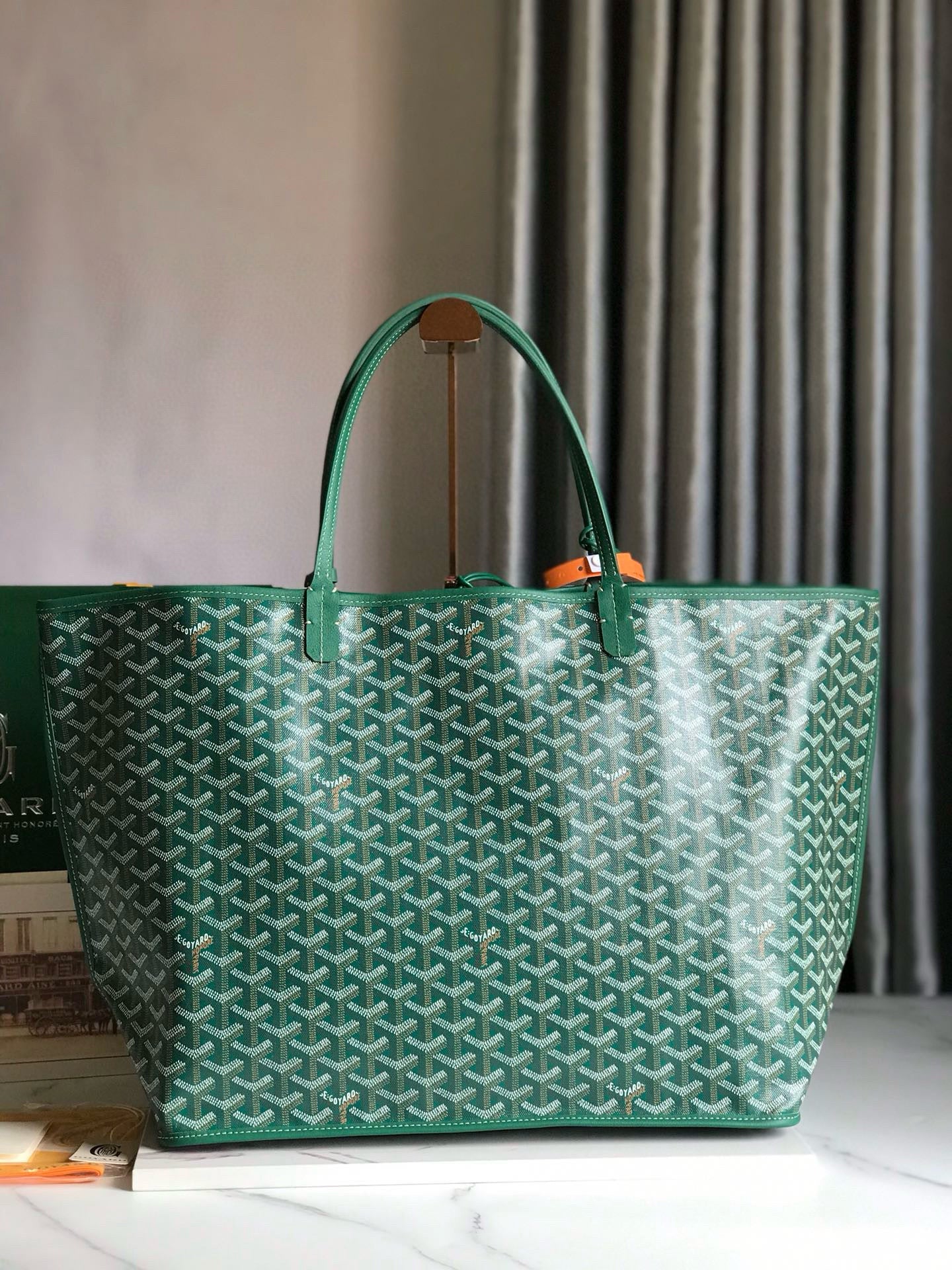 GYD Reversible Anjou