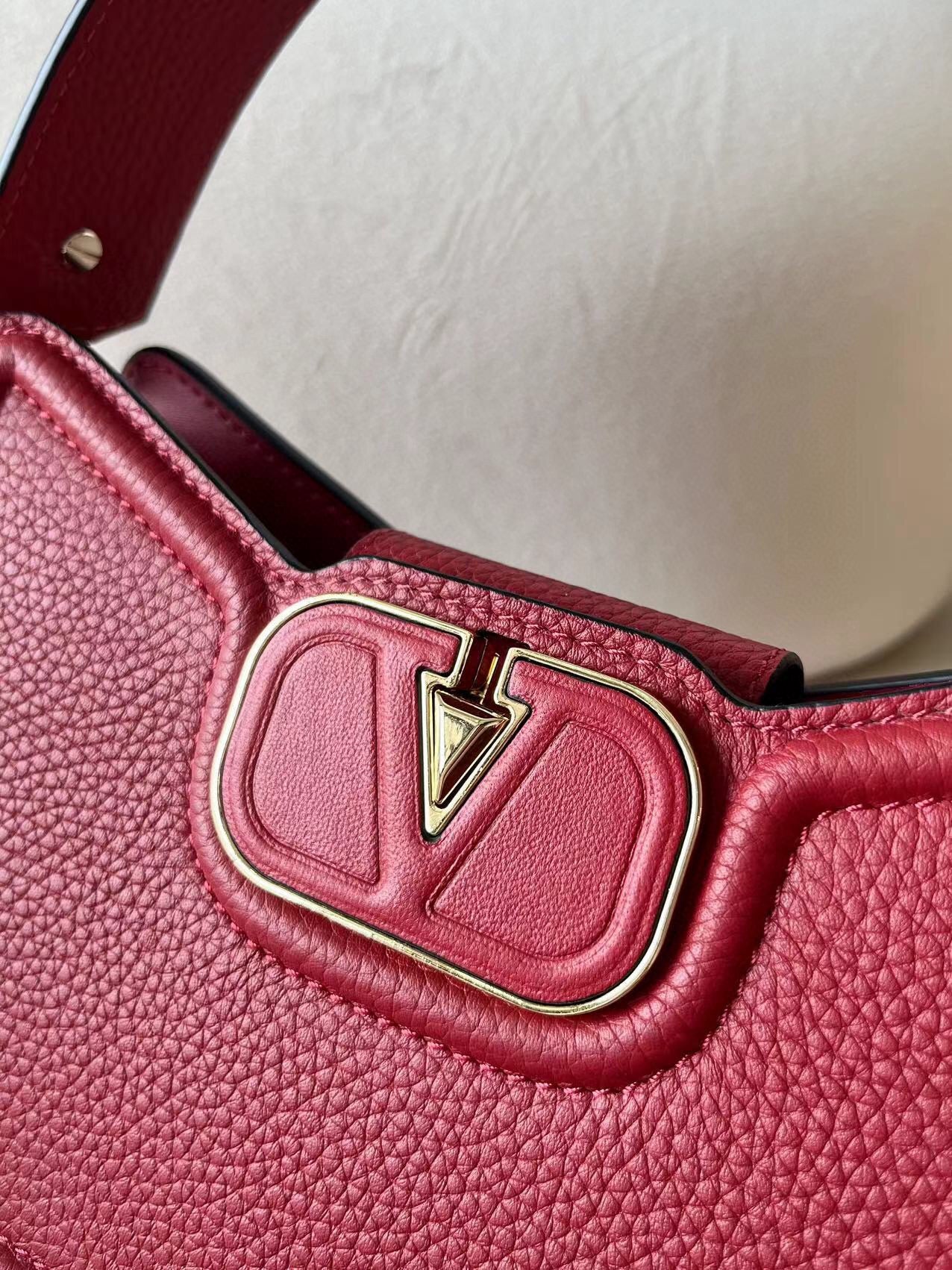VLT Sling Bag