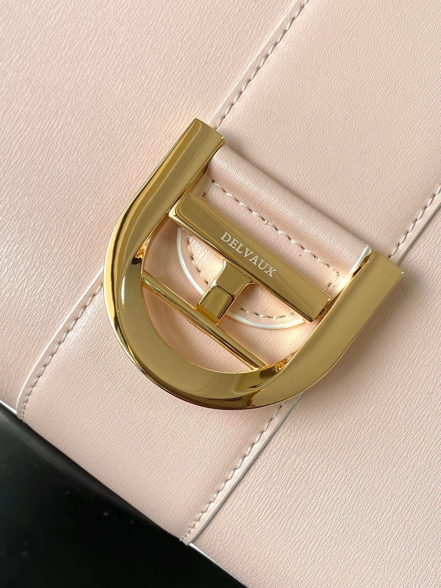 DLV Sling Bag