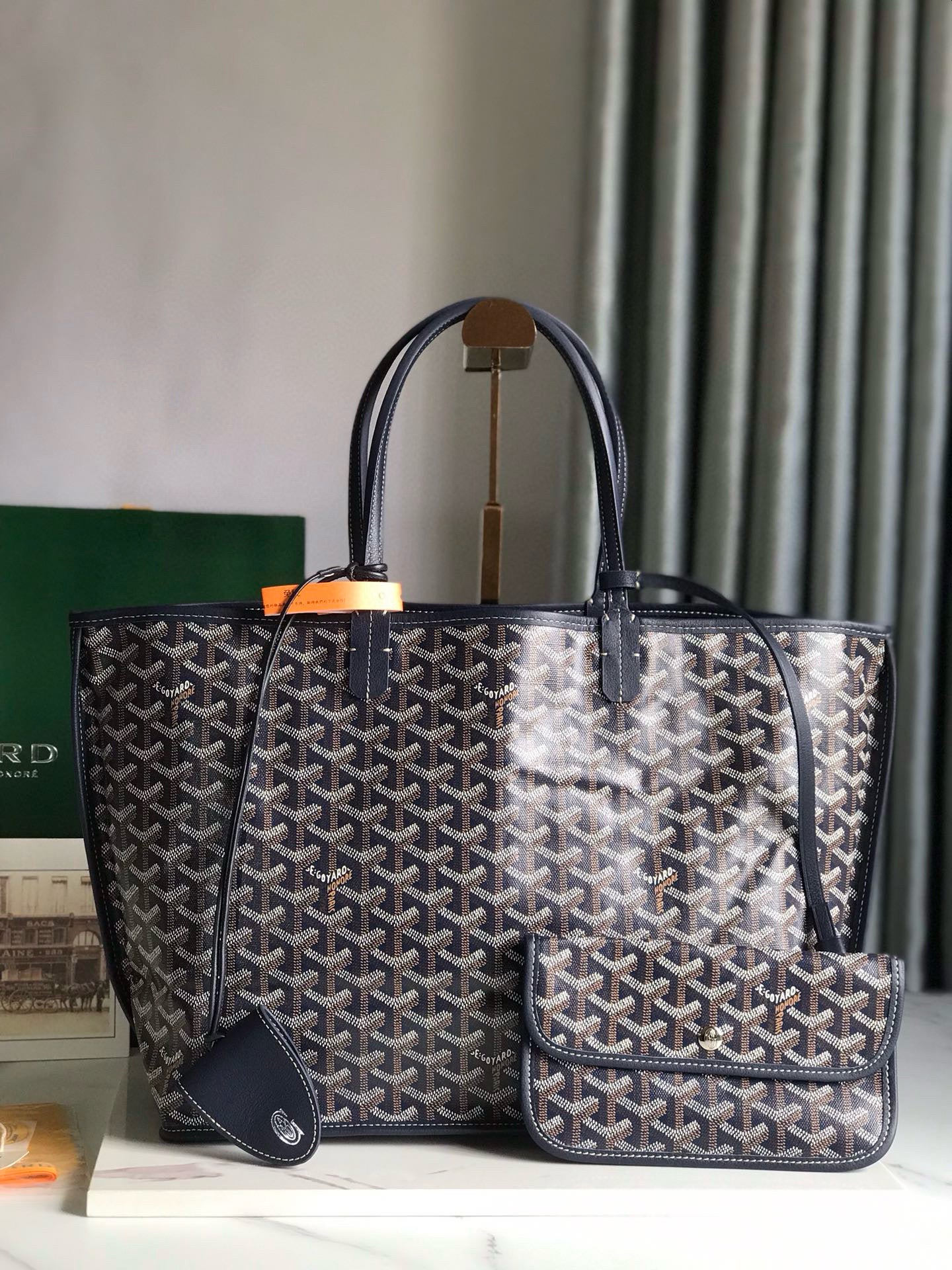 GYD Reversible Anjou