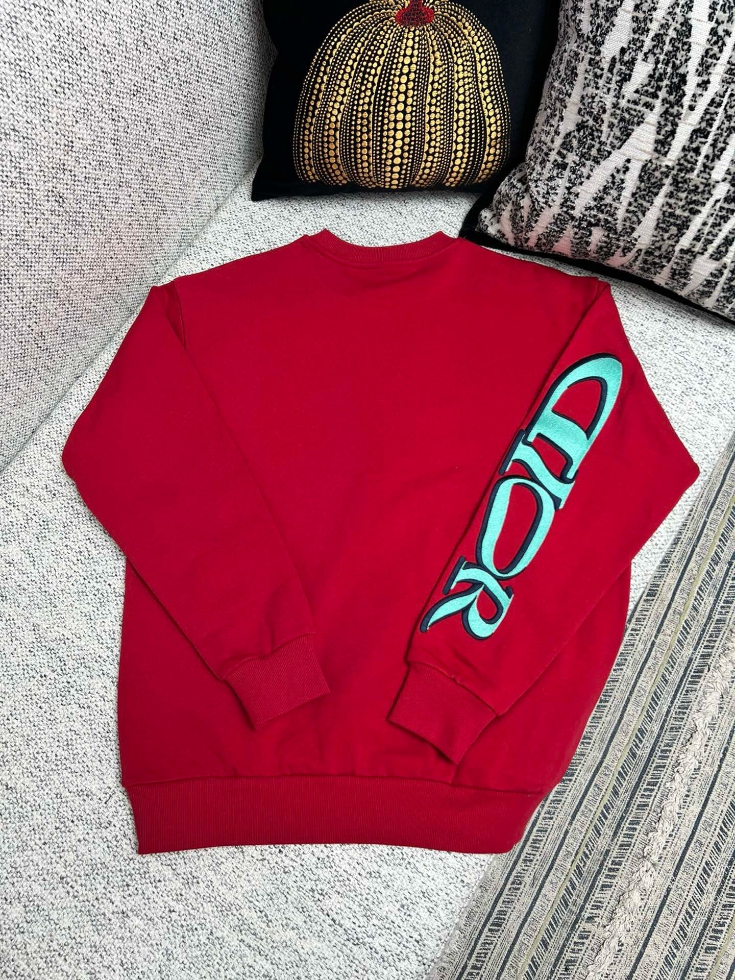 CD Sweater