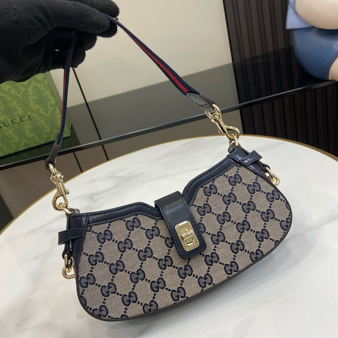 GC Shoulder Bag