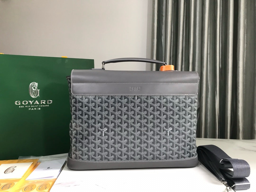 GYD Messenger Bag