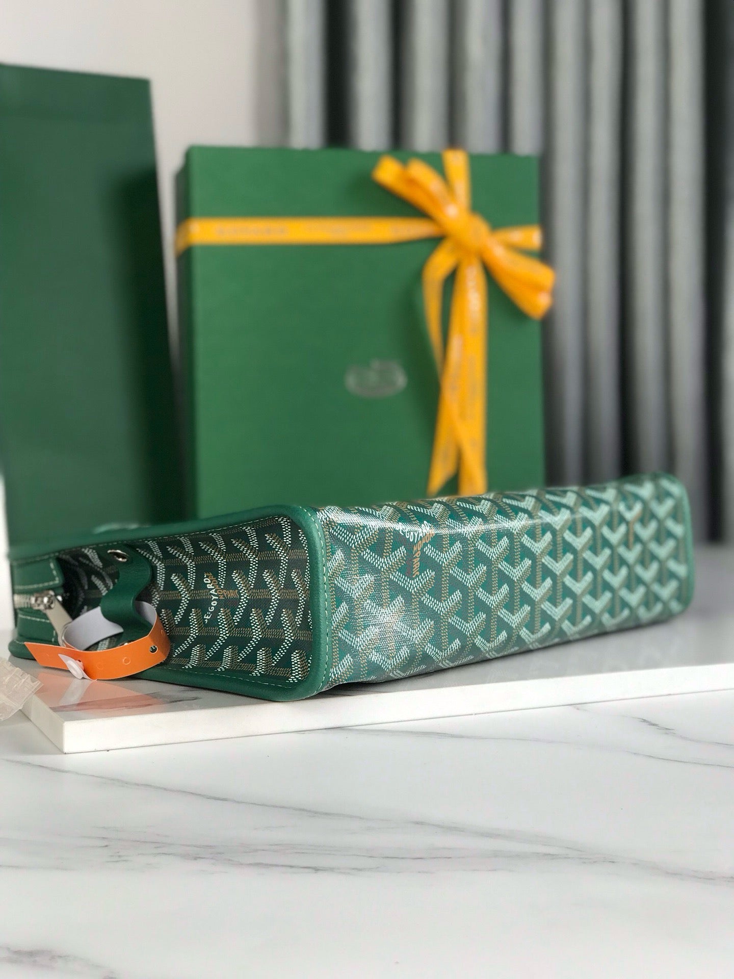 GYD Jouvence Toiletry Bag