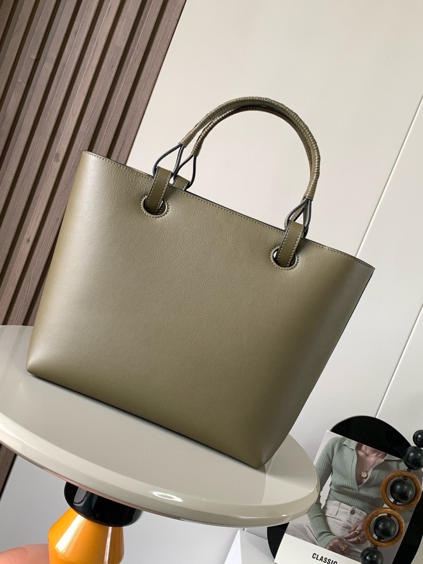 LW Anagram Tote